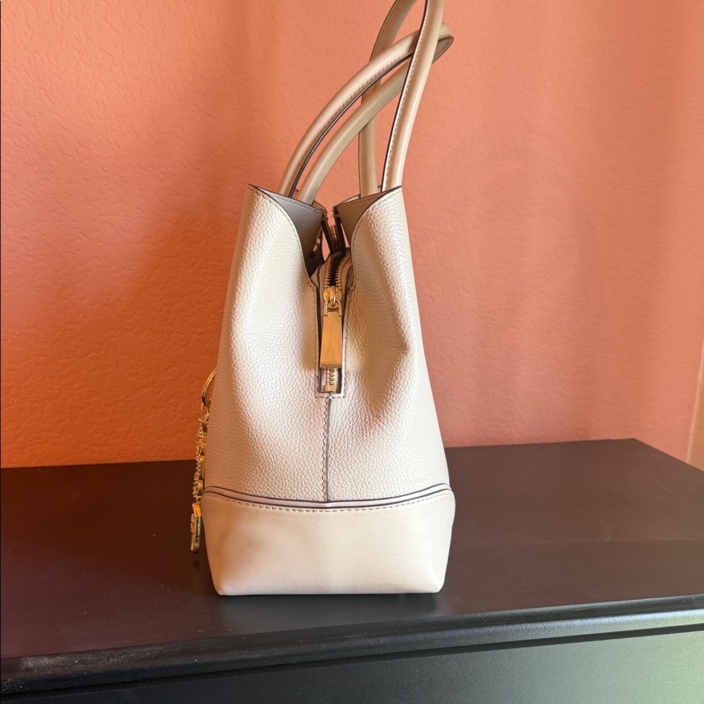 Michael Kors Beige Leather Tote with Gold Accents - Picture 3 of 7